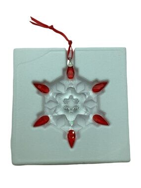 Swarovski Retired Crystal 2010 Star Ornament In Box